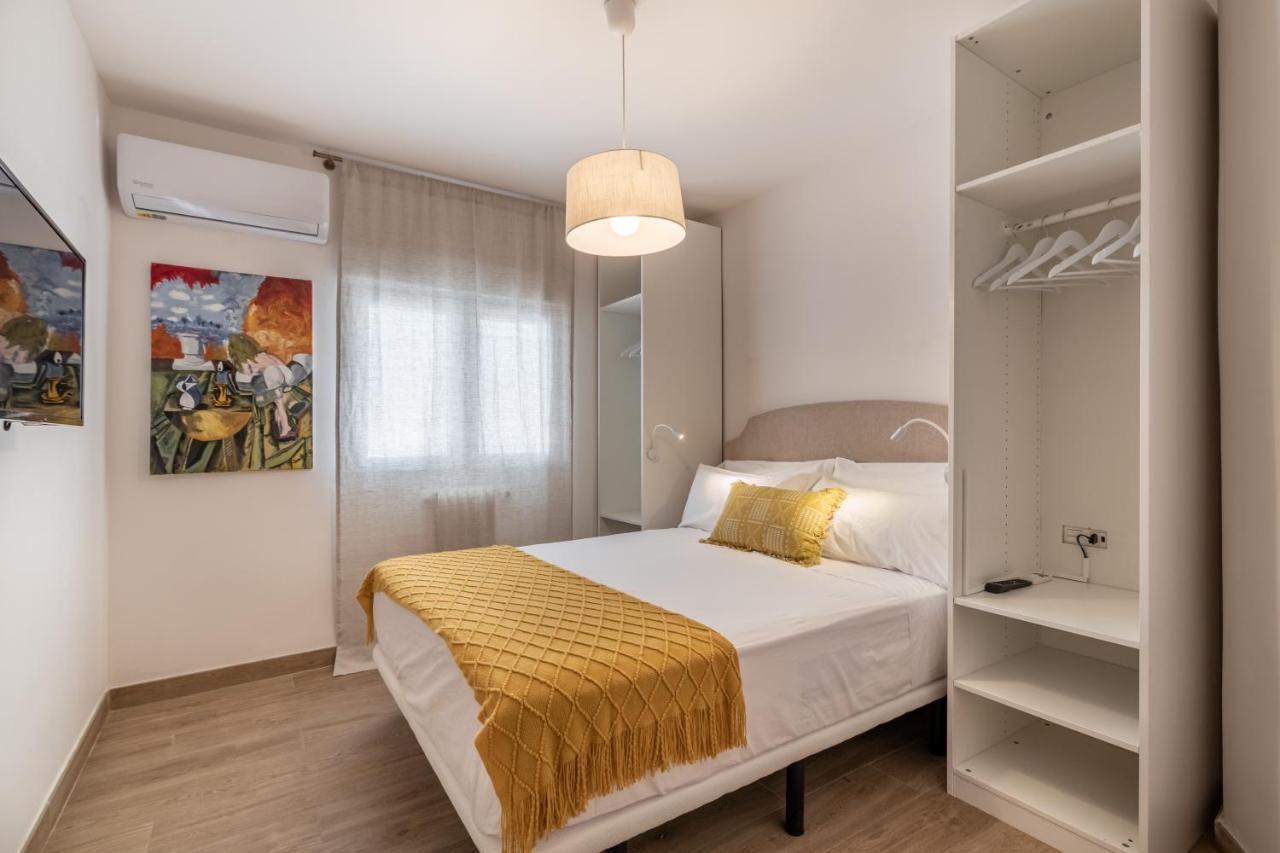 Bns Triunfo Centro Suites Granada Exterior foto